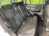 後部座席も気になるような傷・汚れやへたりなど、大きなダメージはなく、良好な状態です。