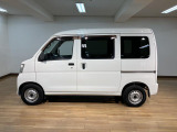 ハイゼットカーゴのお買得車が入庫しました!1年間走行距離無制限保証付き!4速AT車です!AM・FMチューナー、ETC、前席パワーウインドー、スモークガラス、キーレスエントリーなど装備の1台です!!