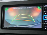 バックモニターも装備しております。車庫入れの苦手なお客様、もうご心配いりません。バックモニターがあれば、ぶつける心配一切無し?!