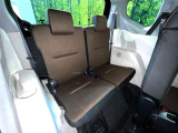3列目シートはもちろん状態良好☆大人でもゆったりと座って頂けますので、大人数でのお出かけもラクラクです♪ご家族で、気の知れた仲間で、ドライブに行くのが楽しみですね♪