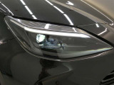 LEDヘッドライトです。デザイン性がよくとても明るいので、夜間の走行や悪天候でも安心です。しかも長寿命!