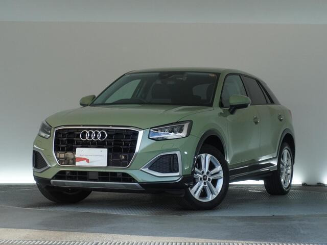 Q2 35 TFSI アドバンスド 