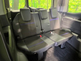 3列目シートはもちろん状態良好☆大人でもゆったりと座って頂けますので、大人数でのお出かけもラクラクです♪ご家族で、気の知れた仲間で、ドライブに行くのが楽しみですね♪