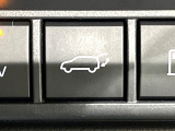 【パワーバックドア】スマートキーや運転席のボタンを押すだけでリアゲートが自動で開閉します!荷物を持っている時や、高い位置にあるバックドアを閉める際に便利な機能です♪