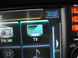 TVはフルセグチューナーです。鮮明な画像でTVが楽しめます。停車中や休憩中にお楽しみ下さい。