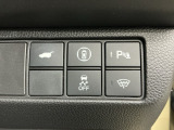 電動リアゲート、VSA、障害物センサー、Fガラス熱線スイッチ、万が一の時にあると心強いホンダセンシング-路外逸脱抑制機能・歩行者事故低減ステアリング・BSI・踏み間違い衝突軽減システム・CMBSです!