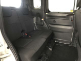 ゆとりある広々とした車内空間は、ドライブを始め買い物やレジャーなど、幅広く活躍します。一人でもみんなとでもお出かけを楽しみましょう!