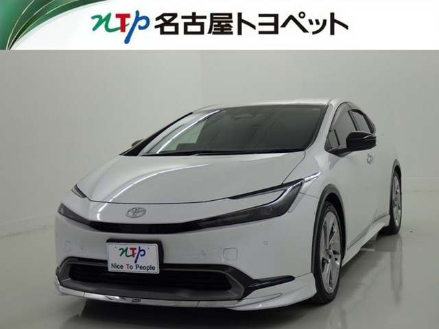 トヨタ プリウス 