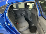 リアシートも広々としていて、座りやすいです。