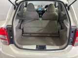 【ラゲッジルーム】後部座席を倒せば大きな荷物も積むことが出来ます!!大きなゴルフバックなどもつめます。