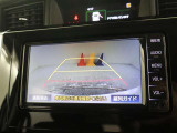バックモニター付きで駐車も安心ですね♪