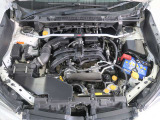 2500CCのトルクフルなエンジンです!STIのタワーバーもついてます!