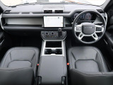 LAND ROVERのSUV『DEFENDER』を認定中古車でご紹介!サンルーフ、アダプティブクルーズ、デジタルインナーミラー、エアサス、シートヒーター&クーラー、MERIDIAN、スマートキー