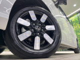 外観にマッチしたアルミホイールを装着しております。各種アルミホイールや、スタッドレスタイヤも取扱いしております。是非ご相談ください♪