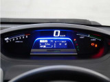 スタンダードインターナビ(VXM-165VFi)&バックカメラが装備されているので、普段の使い勝手もロングドライブも快適です。
