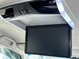 リアモニターも搭載されております♪