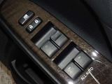電動格納式ドアミラー・パワーウインドウを装備しています。