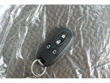 いまや必須のスマートキーも装備!施錠、解錠、エンジンスタートも身につけているだけで可能です!