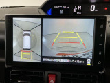 【パノラマモニター】車両周囲を上から見下ろしたような映像を表示。正確なモニタリングが可能になり、駐車時・幅寄せをアシストします!