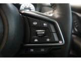 ステアリング右手側にはアイサイトなどの操作スイッチが内蔵されています 運転しやすい設定です
