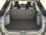 広々としたカーゴスペース。週末のお買い物や長期旅行のたくさんの荷物も積載できます。