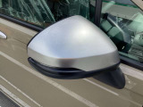 【ウィンカー内臓サイドミラー】 付いているだけで高級感がUPするウィンカー内臓サイドミラー♪もちろん見た目だけでなく、対向車からの視認性の向上につながり、安全度もUP◆