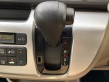 シンプルでとても使いやすいインパネシフトです。