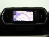 純正ナビ7インチ装備!地図描写は文字も道もクリアで見やすく、滑らかに表示します。これさえあればもう道に迷わないですみますね♪