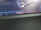 走行距離17356kmでございます。登録してから3年での走行距離なので少な目で魅力的です☆