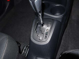 シフトレバーです!直感的に操作しやすいタイプです♪