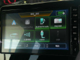 9インチディスプレイオーディオ装備!スマートフォンと接続し、普段使っているアプリ(Apple CarPlay/Android AutoTM対応のアプリ)を大画面で操作できます。