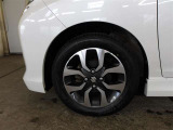 純正15インチアルミホイール装備です☆タイヤ4本交換済です♪