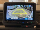 バックカメラももちろんついておりますので駐車時も後方が確認できて安心ですね!