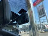 ◆前後ドライブレコーダー◆万一、事故に遭遇した時など、品質の高い映像と音声で運転の記録をしてくれます。