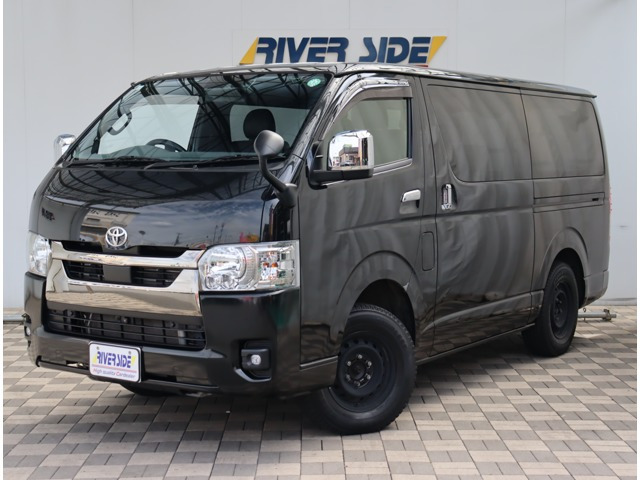 トヨタ ハイエースバン 