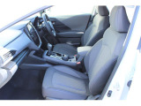 助手席シートの写真、使用感少なめです