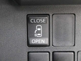 運転席からも操作ができる電動スライドドアです!乗り降り便利なうれしい装備です。