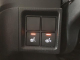 前席シートヒーターも装備です!