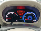 【走行距離 33,360km!】 視認性の良いメーターパネルデザインです。