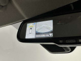ルームミラーにクリヤーなカメラ映像で後方視界サポート!車両周囲安全確認にも役立つ、アラウンドビューモニター映像 スマート・ルームミラー装備!