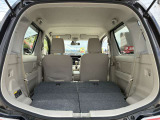 リアシートを格納すると奥行きが広がり、大きめの荷物にも対応出来そうです。