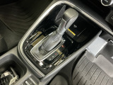 発進時から滑らかに加速する無段階変速のCVTはストップ&ゴーの多い街の中も快適です
