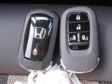 Hondaスマートキーシステムは携帯しているだけで施錠や解錠、エンジン始動もできる便利な機能です!