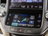 使いやすさや安全性を追求したステアリング周り!高級車ゆえにスイッチ類が多いのも特徴ですね!考え尽くされた配置ですぐに使いこなす事が出来ますのでご安心下さい!是非、体感してみて下さい!!