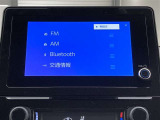 ブルートゥースに接続することにより、スマホに入ったお気に入りの音楽を車内で楽しむことができます♪あると本当に便利な機能になっています!