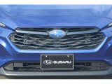 フロントグリルはスバル専用のデザインでお洒落です。