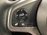 ステアリングスイッチ☆ハンドルから手を離さなくても手元のスイッチで音量調節や選曲操作等が行なえます。運転中視線をそらさなくても操作ができ便利です。