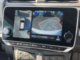 【アラウンドビューモニター】はまるで上から見ているような視点で周囲を確認できます!駐車が苦手な方でも安心して駐車できますね♪