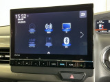 AVメニューはご覧の通り、様々なコンテンツに対応、ドライブを楽しく演出できます。詳しくはスタッフへお尋ねください