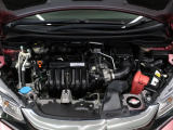 【エンジンルーム】Hondaならではの走り、i-VTECエンジン!街中や坂道での加速や高速道路での力強さが特徴です♪